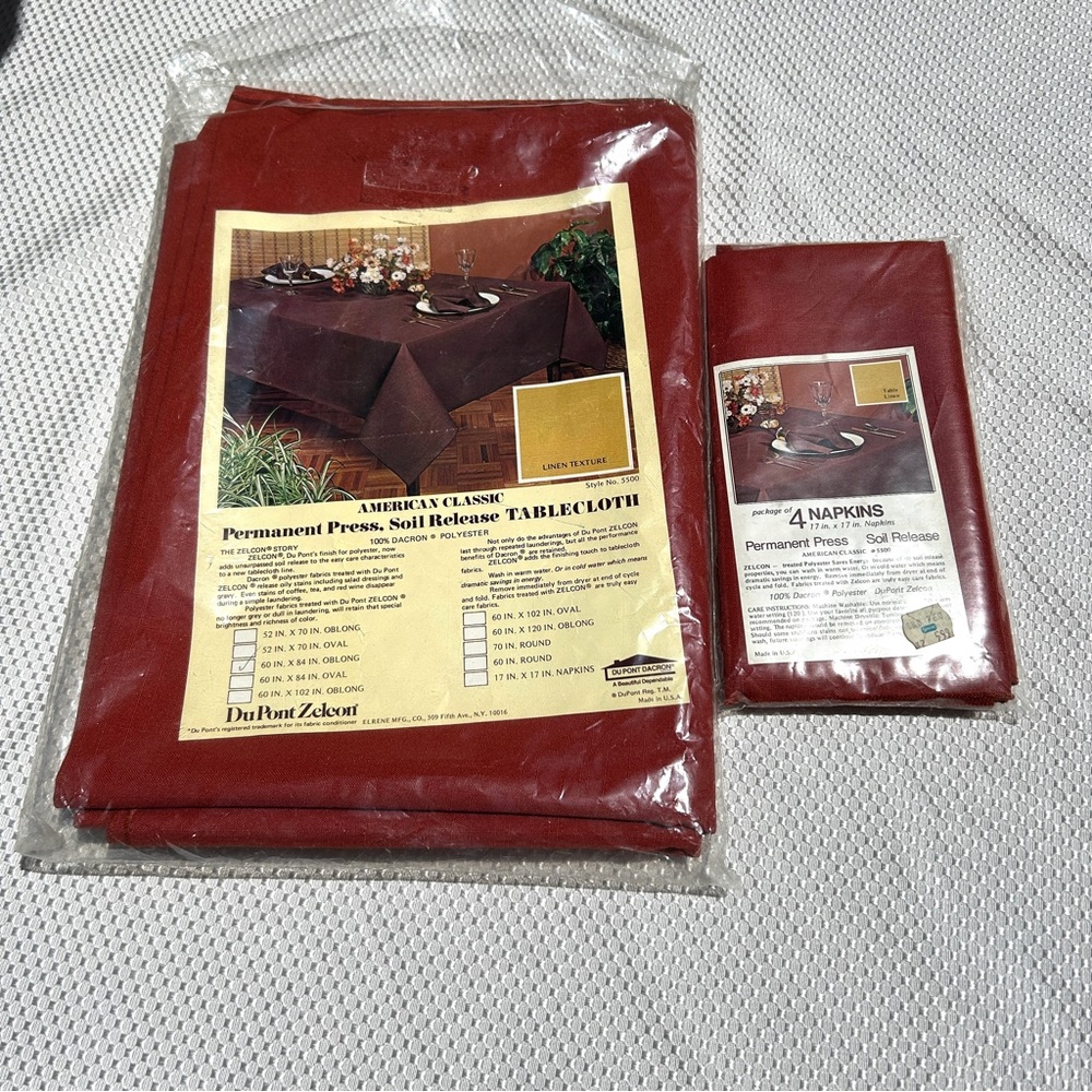 Vintage Rust Tablecloth Napkins Thanksgiving  Autumn NEW